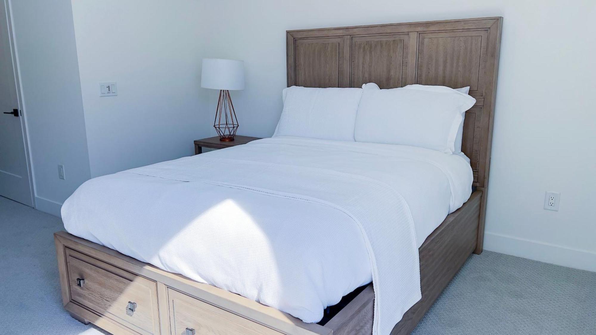 Stunning 2bedrooms In Marina With Pool & Gym Capsule hotel Los Angeles